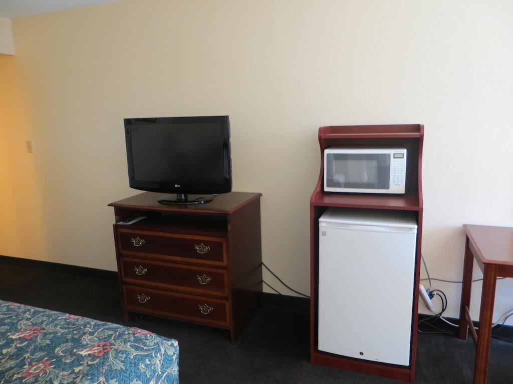 Days Inn By Wyndham Grand Island I-80 Doniphan Exterior foto